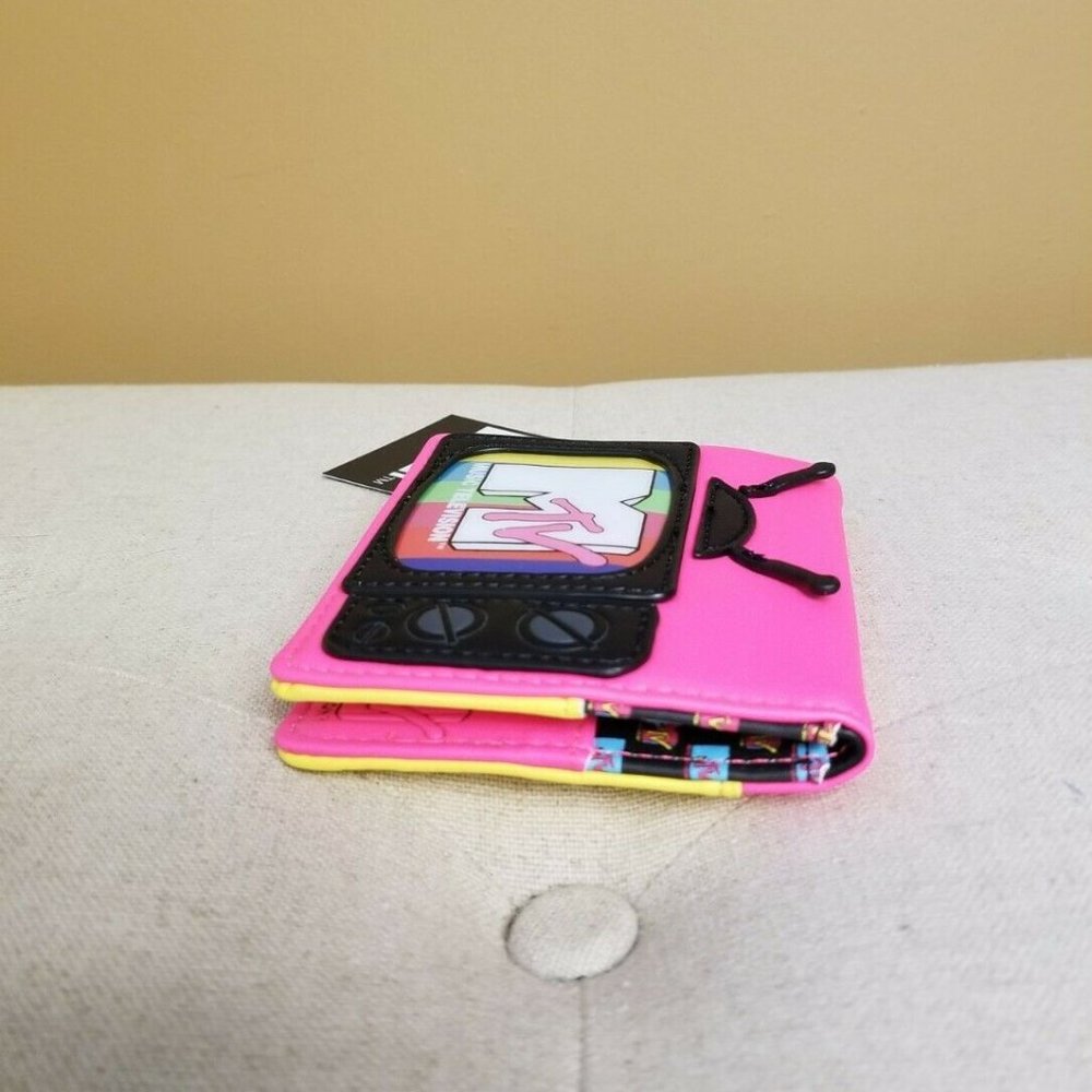 Loungefly MTV Bi Fold Flap Wallet NEW - Picture 7 of 12